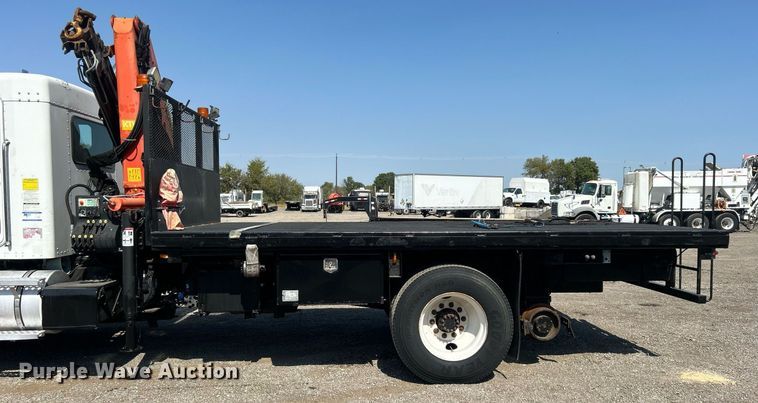 image for item EG1134 2009 Kenworth  T270 crane truck
