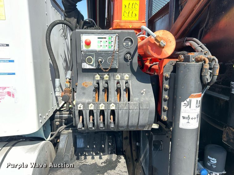 image for item EG1134 2009 Kenworth  T270 crane truck