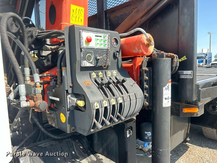 image for item EG1134 2009 Kenworth  T270 crane truck