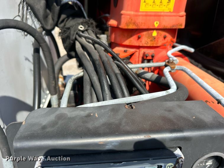 image for item EG1134 2009 Kenworth  T270 crane truck