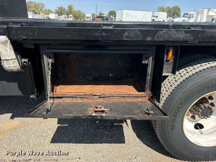 image for item EG1134 2009 Kenworth  T270 crane truck