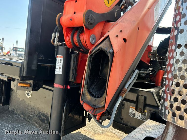 image for item EG1134 2009 Kenworth  T270 crane truck