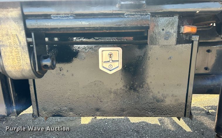 image for item EG1134 2009 Kenworth  T270 crane truck