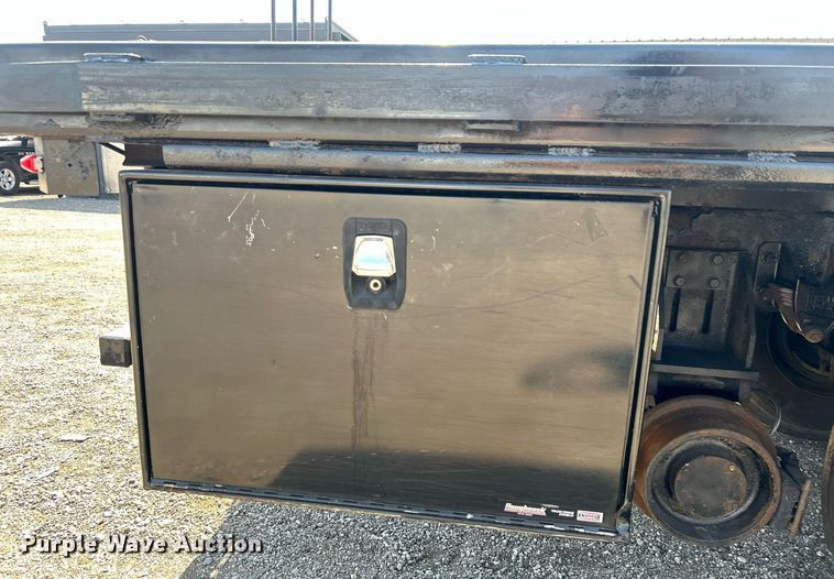 image for item EG1134 2009 Kenworth  T270 crane truck