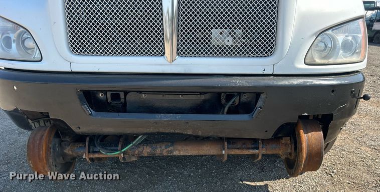 image for item EG1134 2009 Kenworth  T270 crane truck