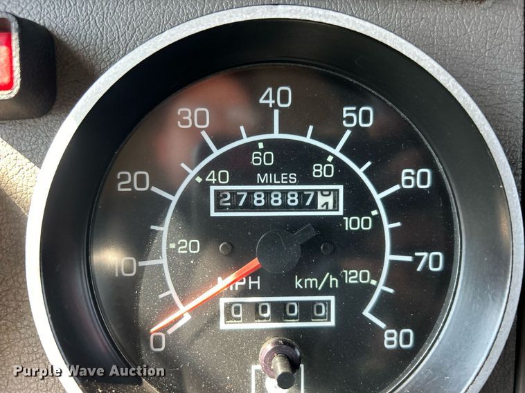 image for item EG1134 2009 Kenworth  T270 crane truck