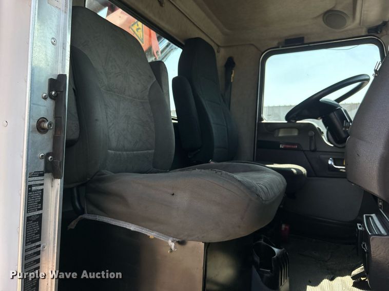 image for item EG1134 2009 Kenworth  T270 crane truck