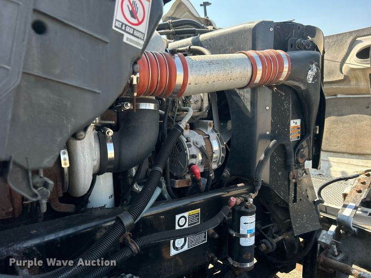 image for item EG1134 2009 Kenworth  T270 crane truck