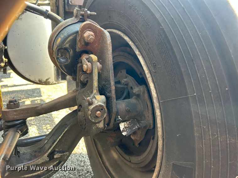 image for item EG1134 2009 Kenworth  T270 crane truck