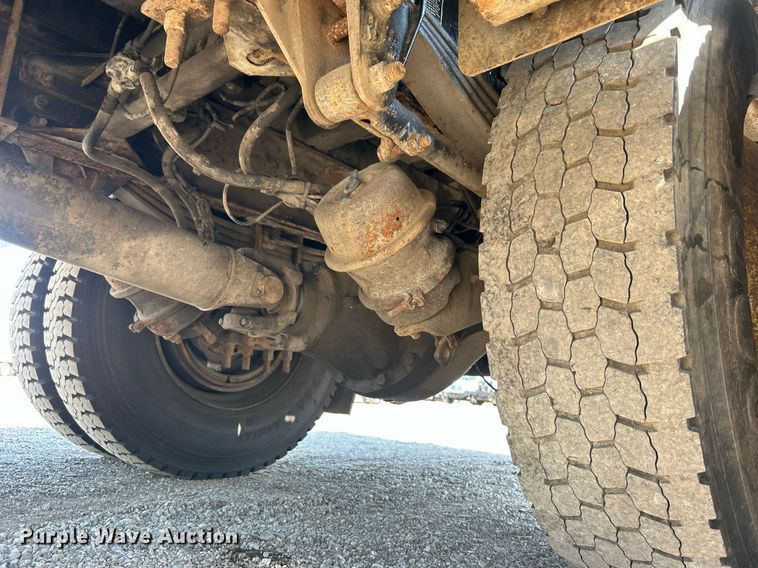 image for item EG1134 2009 Kenworth  T270 crane truck