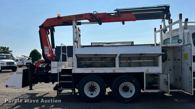 image for item EG1135 2007 Freightliner  Business Class M2 crane truck