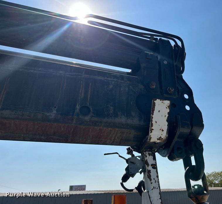 image for item EG1135 2007 Freightliner  Business Class M2 crane truck