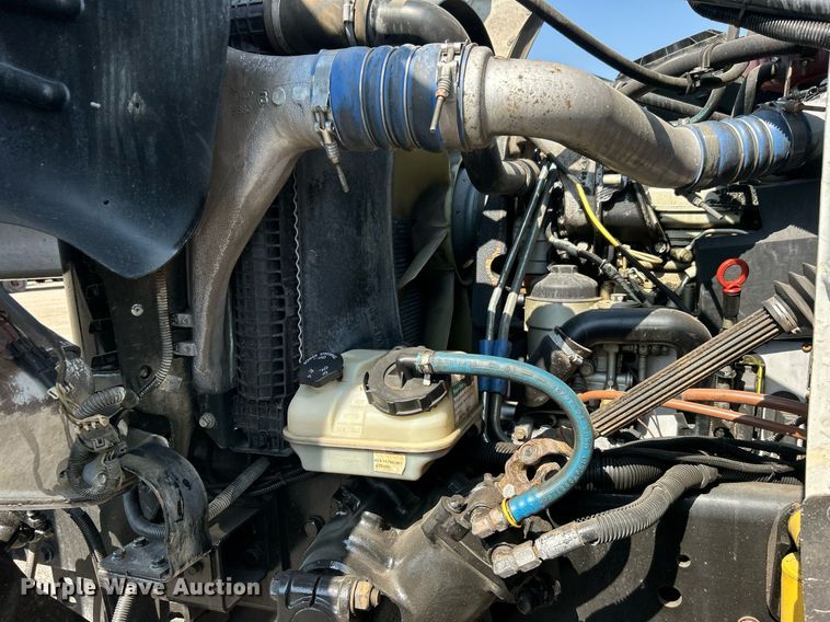 image for item EG1135 2007 Freightliner  Business Class M2 crane truck