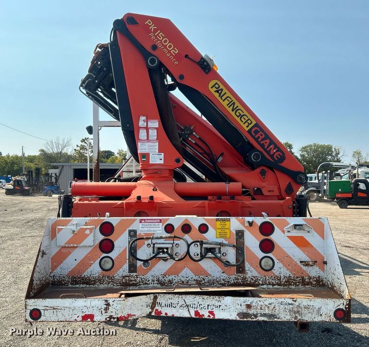 image for item EG1138 2007 Freightliner  Business Class M2 Crew Cab crane truck