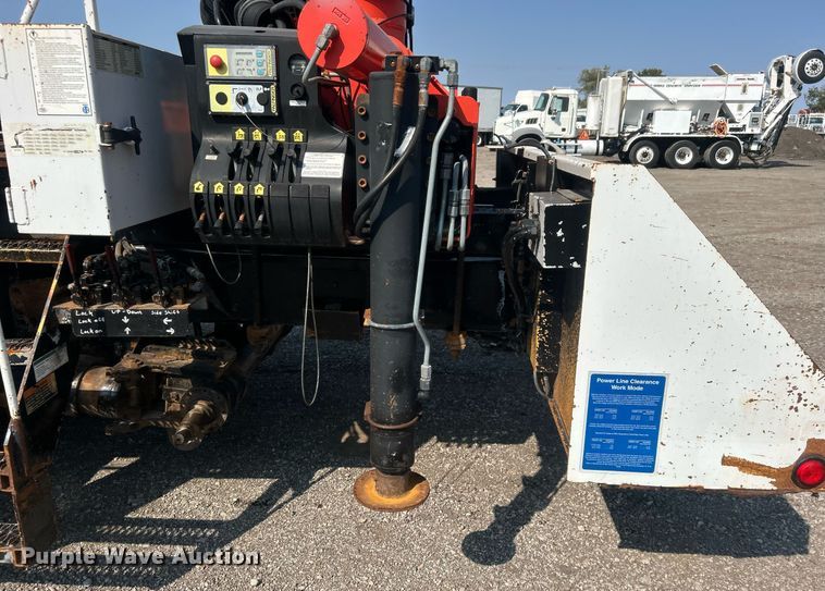 image for item EG1138 2007 Freightliner  Business Class M2 Crew Cab crane truck