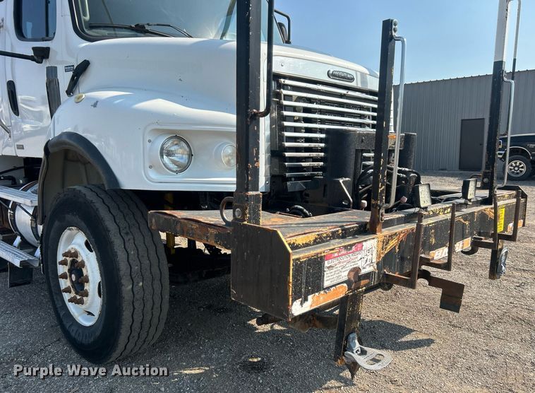 image for item EG1138 2007 Freightliner  Business Class M2 Crew Cab crane truck