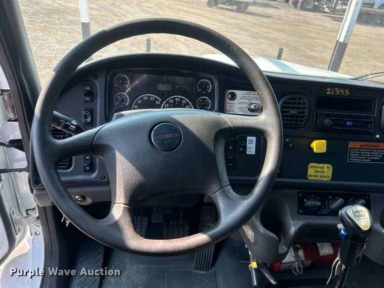 image for item EG1138 2007 Freightliner  Business Class M2 Crew Cab crane truck