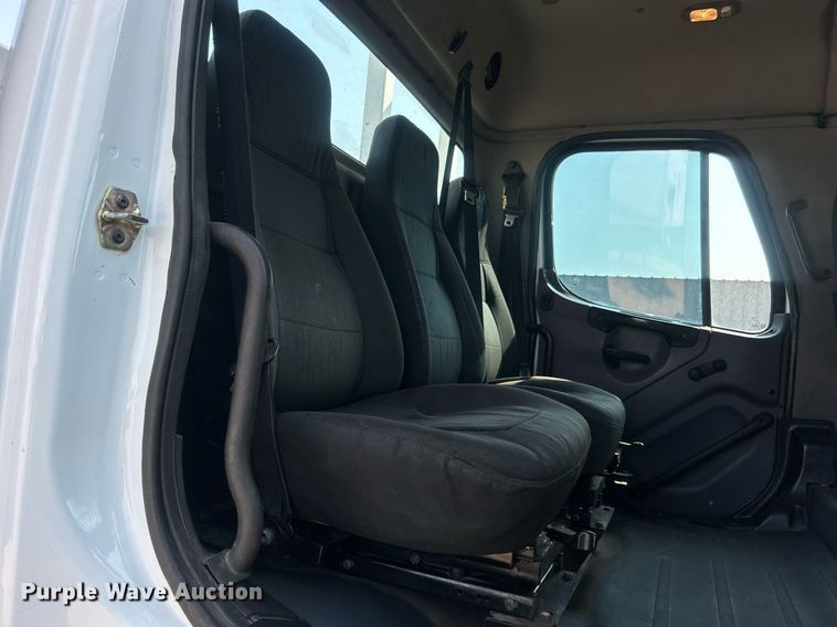 image for item EG1138 2007 Freightliner  Business Class M2 Crew Cab crane truck