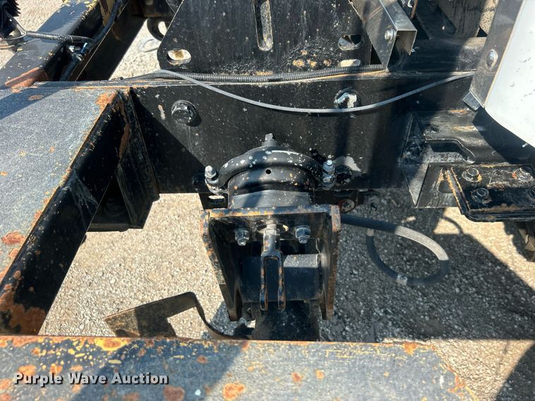 image for item EG1138 2007 Freightliner  Business Class M2 Crew Cab crane truck
