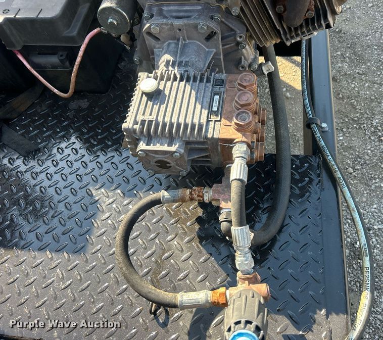 image for item EG1141 2017 Economy drilling solutions vacuum excavator