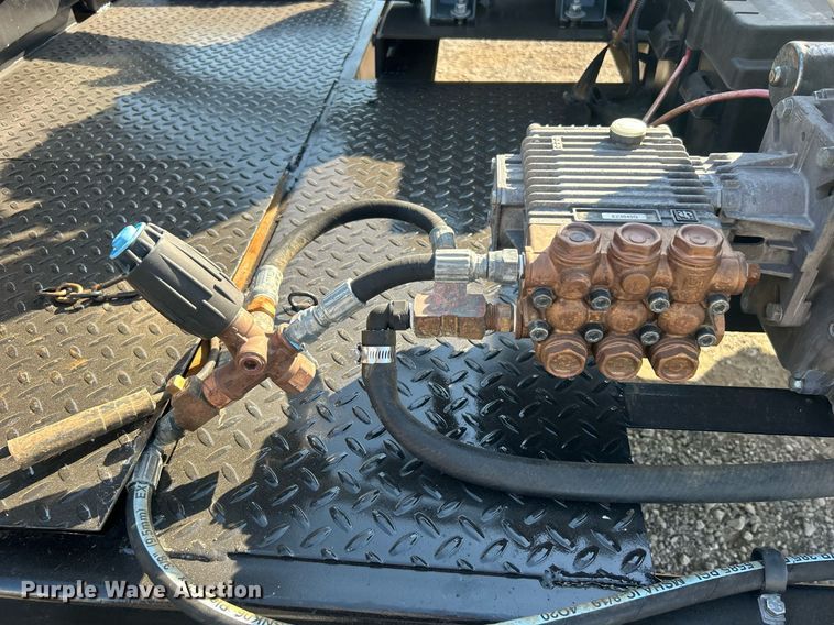 image for item EG1141 2017 Economy drilling solutions vacuum excavator