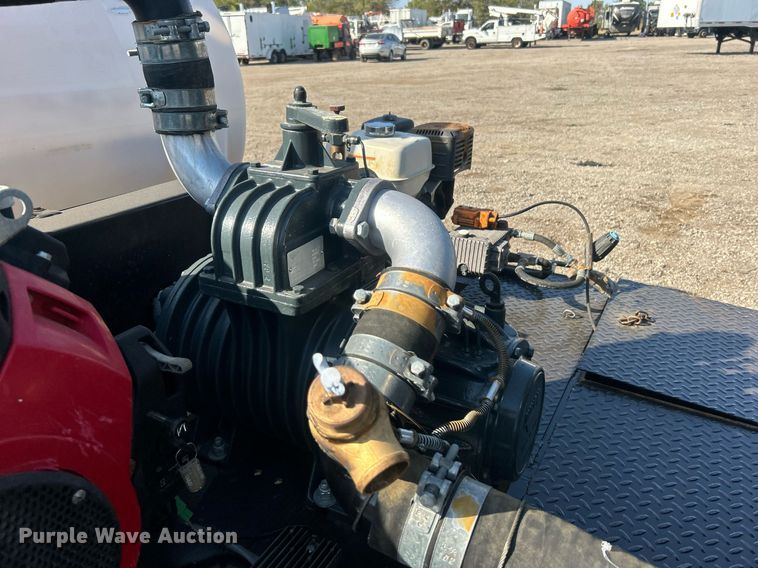 image for item EG1141 2017 Economy drilling solutions vacuum excavator