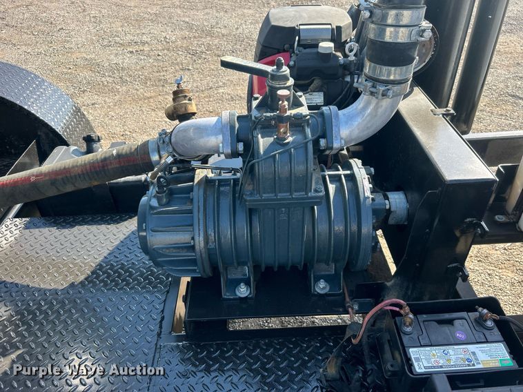 image for item EG1141 2017 Economy drilling solutions vacuum excavator