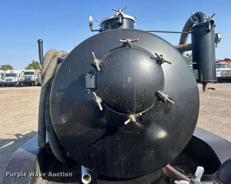 image for item EG1141 2017 Economy drilling solutions vacuum excavator