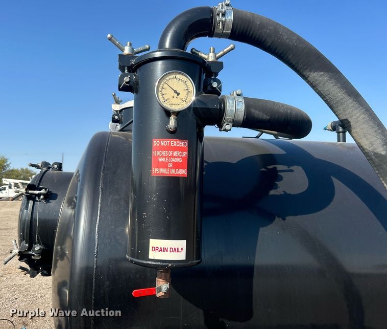 image for item EG1141 2017 Economy drilling solutions vacuum excavator