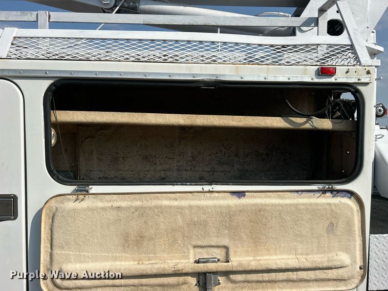 image for item EG1143 1992 Chevrolet  Kodiak C6500 digger derrick truck