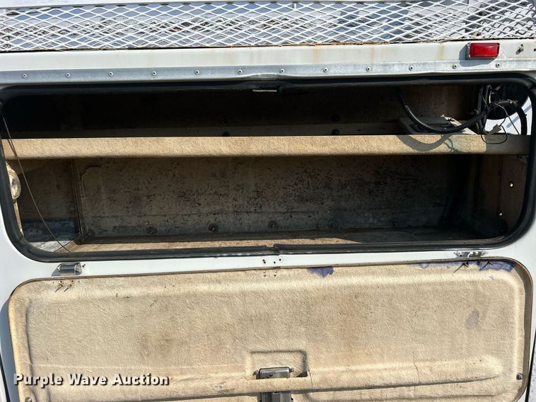 image for item EG1143 1992 Chevrolet  Kodiak C6500 digger derrick truck