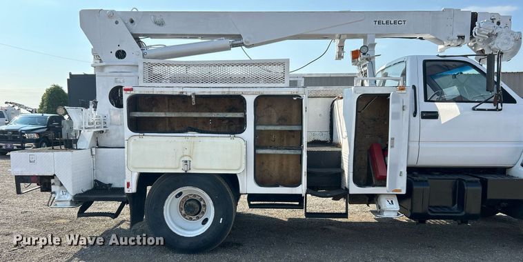 image for item EG1143 1992 Chevrolet  Kodiak C6500 digger derrick truck