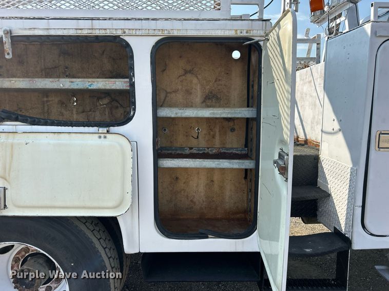 image for item EG1143 1992 Chevrolet  Kodiak C6500 digger derrick truck