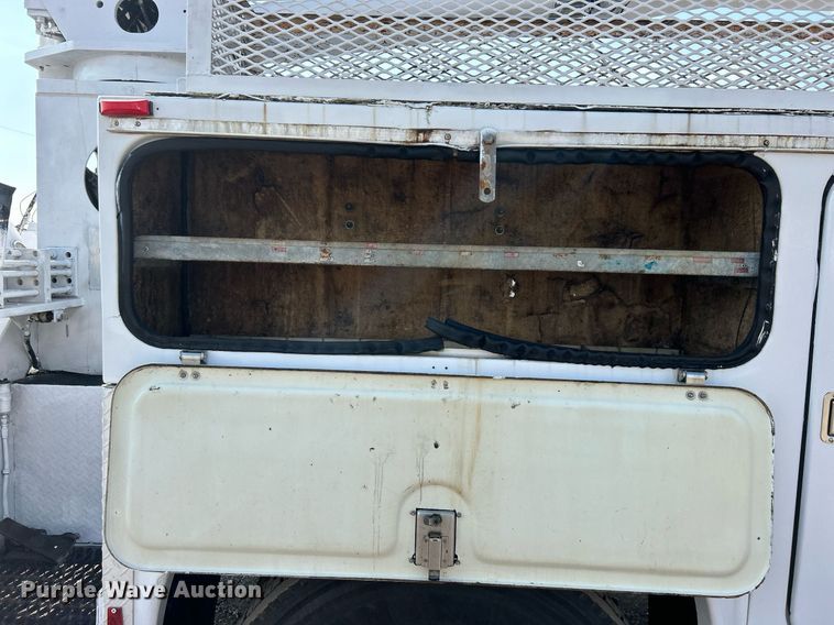 image for item EG1143 1992 Chevrolet  Kodiak C6500 digger derrick truck