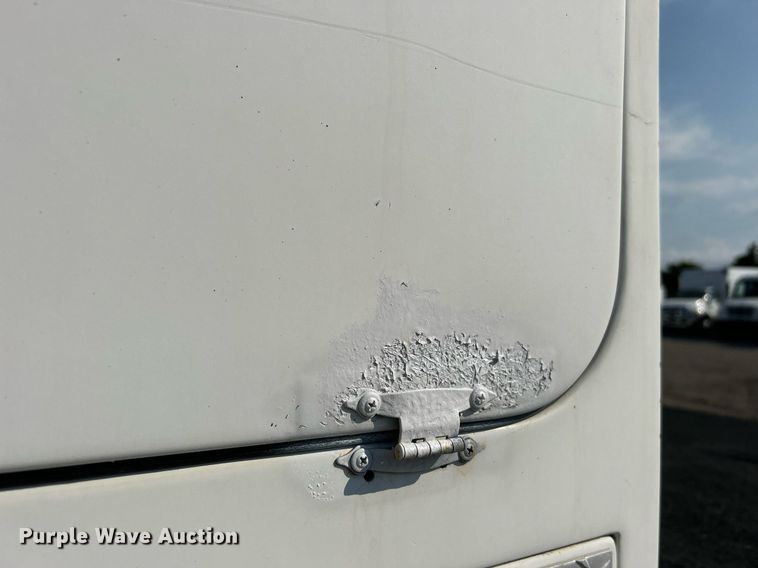 image for item EG1143 1992 Chevrolet  Kodiak C6500 digger derrick truck