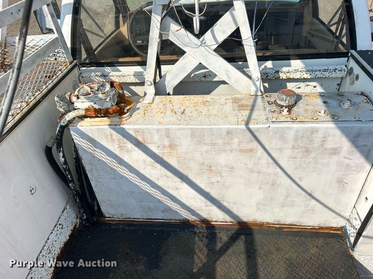 image for item EG1143 1992 Chevrolet  Kodiak C6500 digger derrick truck