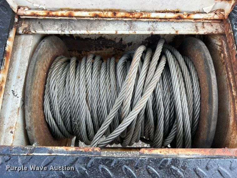 image for item EG1143 1992 Chevrolet  Kodiak C6500 digger derrick truck