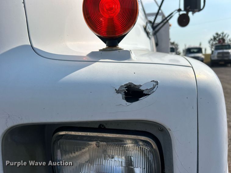 image for item EG1143 1992 Chevrolet  Kodiak C6500 digger derrick truck