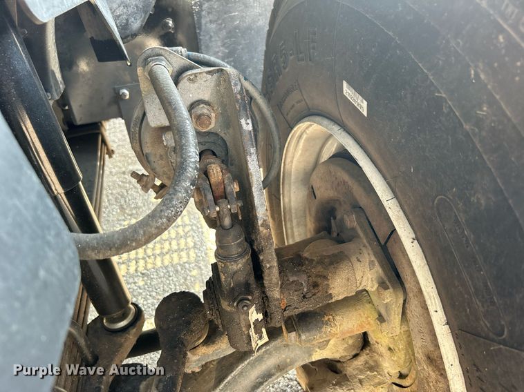 image for item EG1143 1992 Chevrolet  Kodiak C6500 digger derrick truck