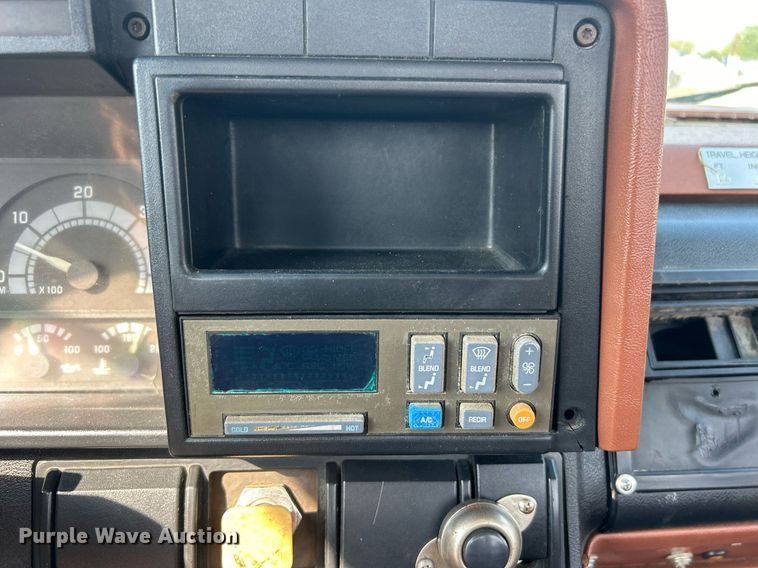 image for item EG1143 1992 Chevrolet  Kodiak C6500 digger derrick truck