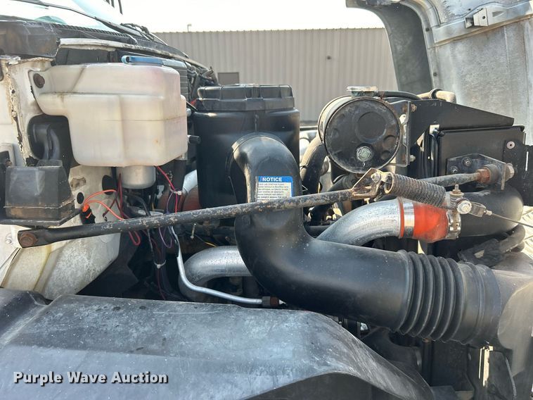 image for item EG1143 1992 Chevrolet  Kodiak C6500 digger derrick truck