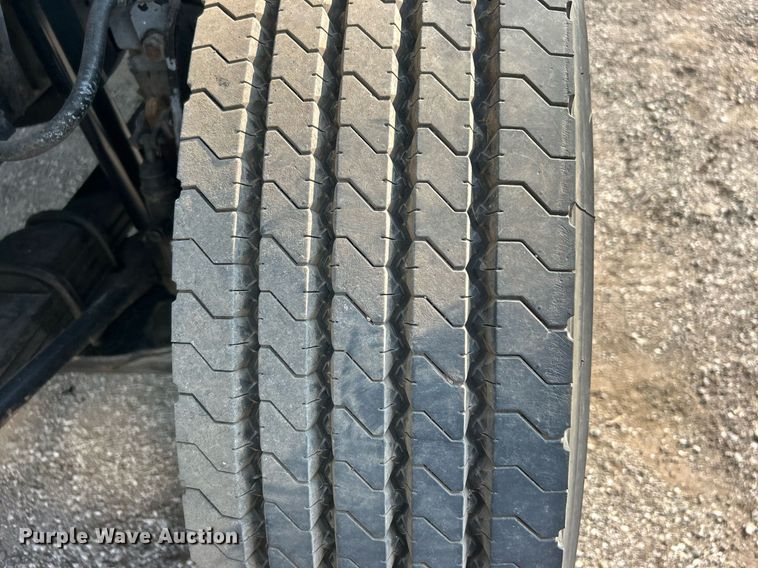 image for item EG1143 1992 Chevrolet  Kodiak C6500 digger derrick truck