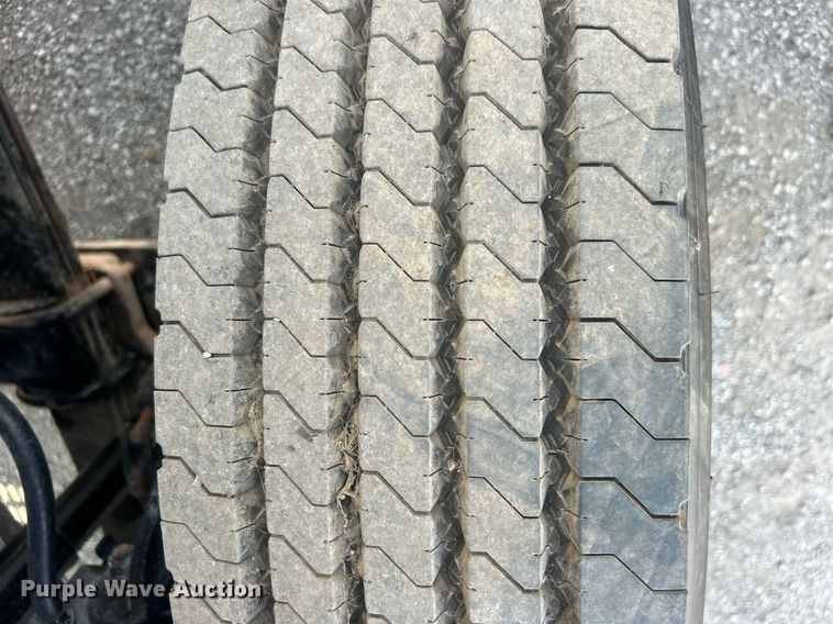 image for item EG1143 1992 Chevrolet  Kodiak C6500 digger derrick truck