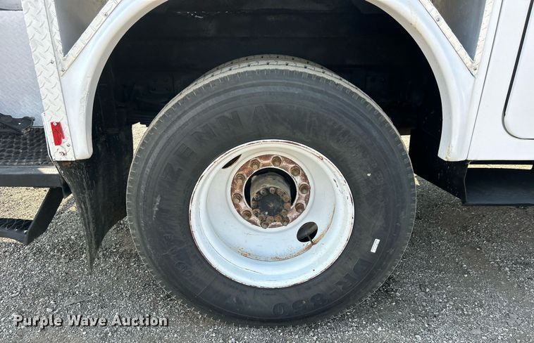 image for item EG1143 1992 Chevrolet  Kodiak C6500 digger derrick truck