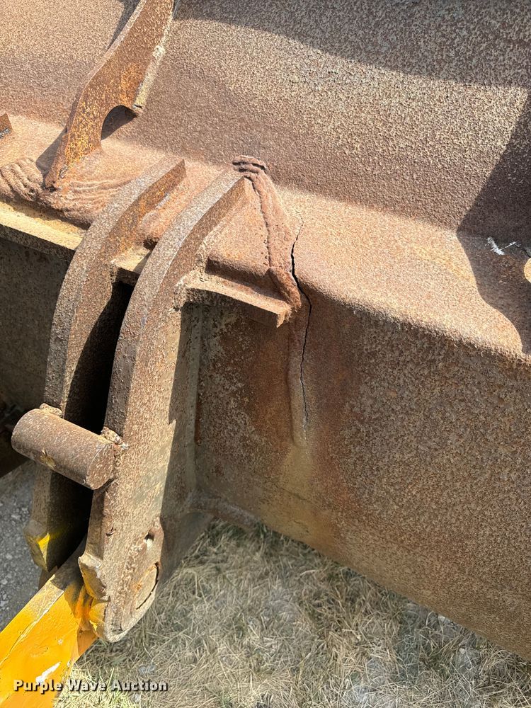 image for item EG6680 2017 Case 221F wheel loader