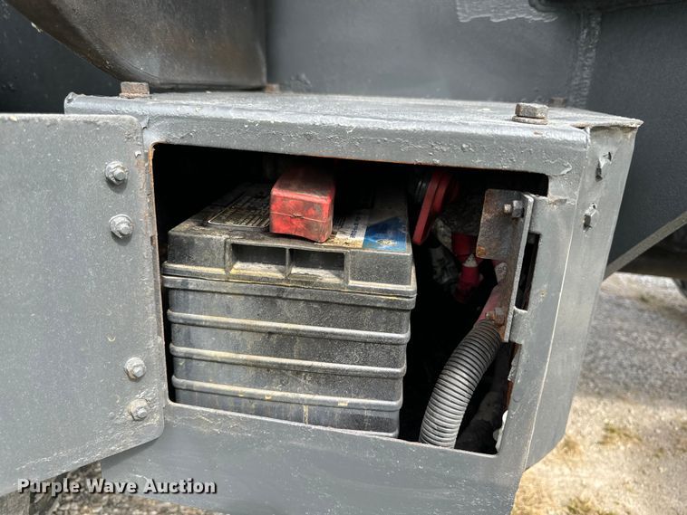 image for item EG6680 2017 Case 221F wheel loader