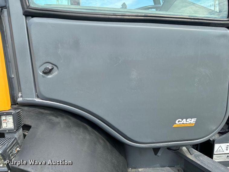 image for item EG6680 2017 Case 221F wheel loader