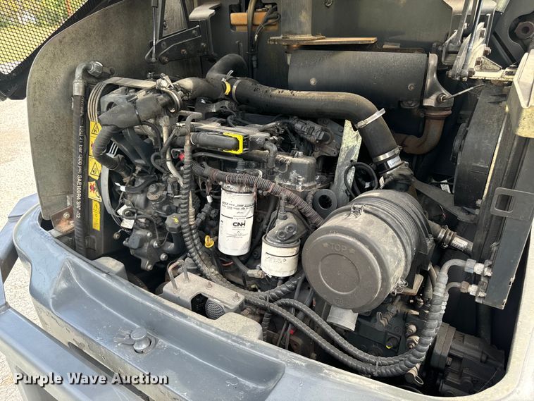 image for item EG6680 2017 Case 221F wheel loader