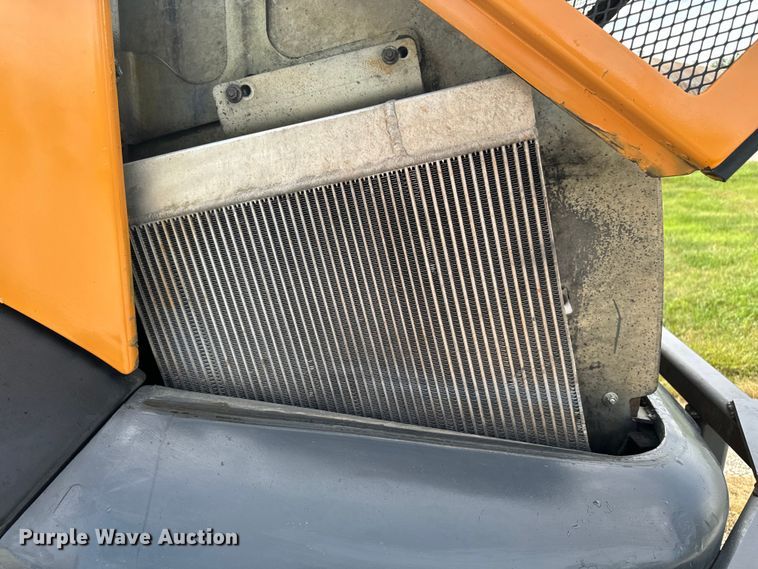 image for item EG6680 2017 Case 221F wheel loader