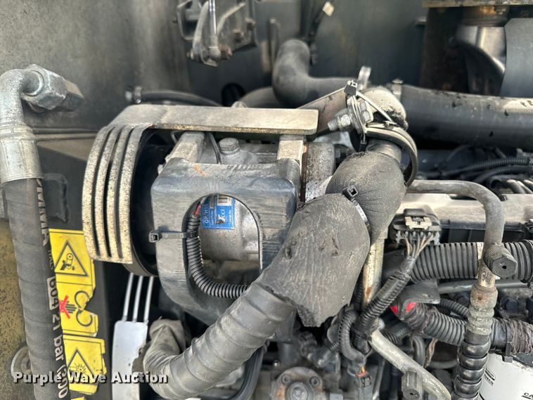 image for item EG6680 2017 Case 221F wheel loader